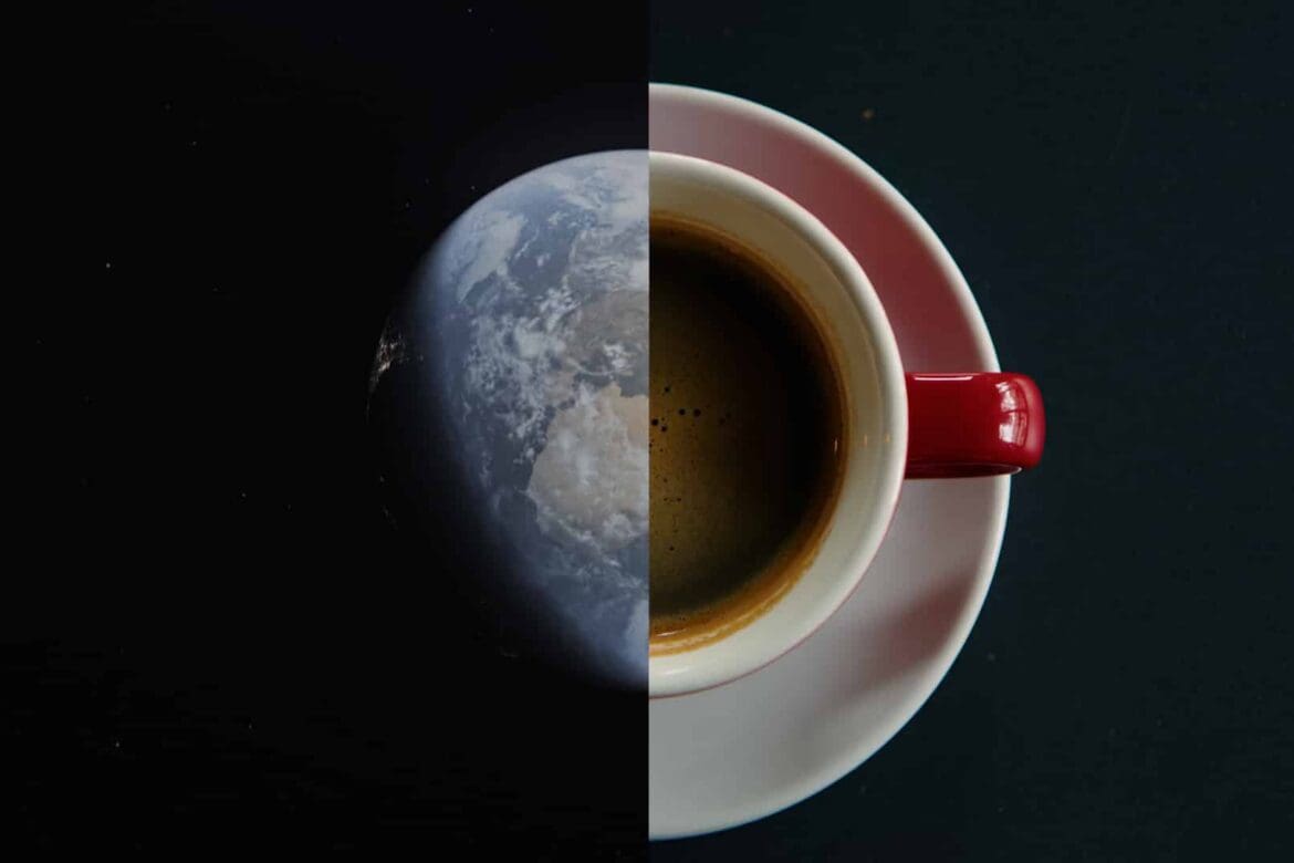 Aerospike: The Right Now Economy - Coffee Cup and Globe Original Composition