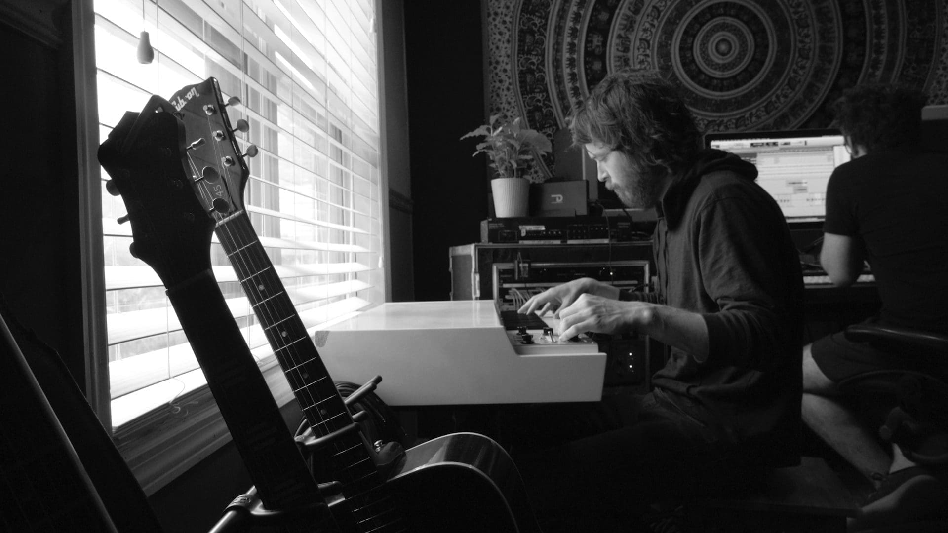 Old Sea Brigade & Luke Sital-Singh - Summertime Low