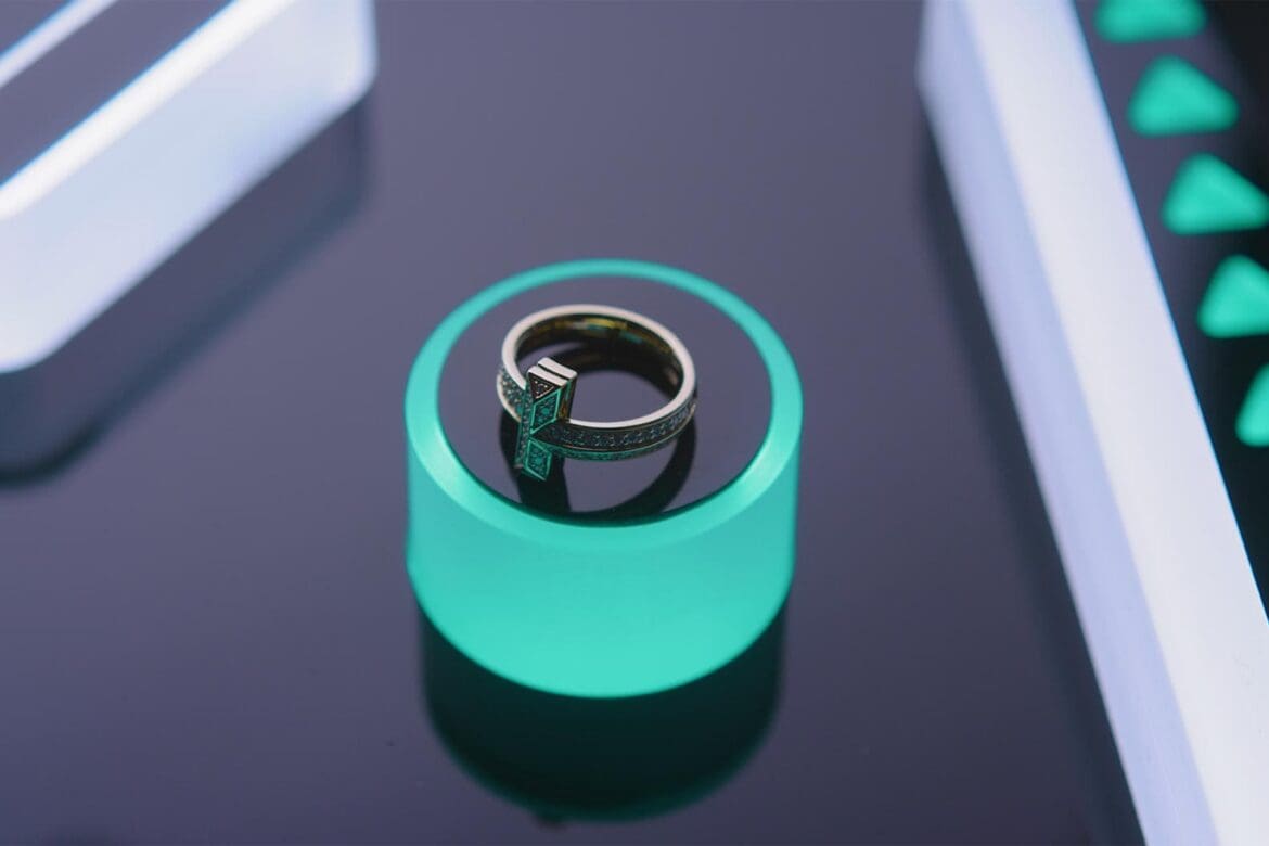 Tiffany: Modern Love - Valentine's Day 2021 Window Campaign Film